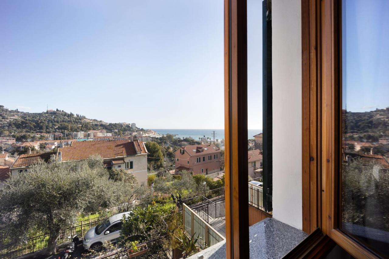 Seaview Apartment Imperia Exterior photo